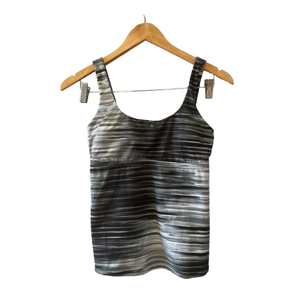 NWOT Womens Nike Sports Swim Tank Athletic Tankini Swimsuit Top Size S - Picture 4 of 8